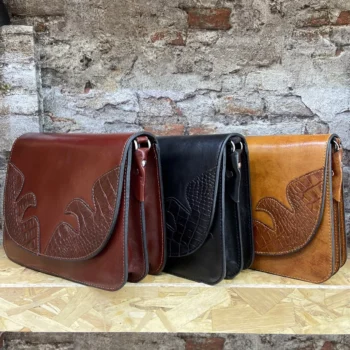 کیف دوشی چرمی مدل آﯾﺮﯾﺎ