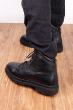 بوت چرم مردانه برای استایل روزمره - تصویر 16