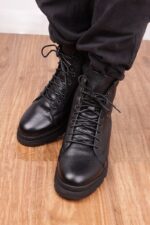 بوت چرم مردانه برای استایل روزمره - تصویر 11